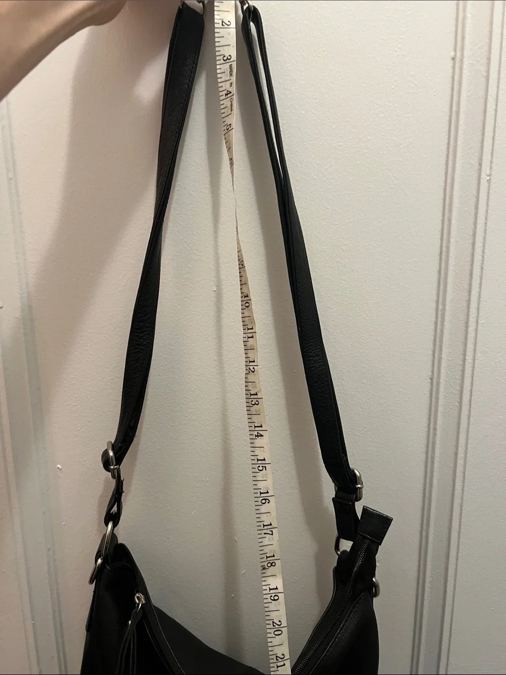 Tano Black Leather Hobo Shoulder Bag - Picture 9 of 9